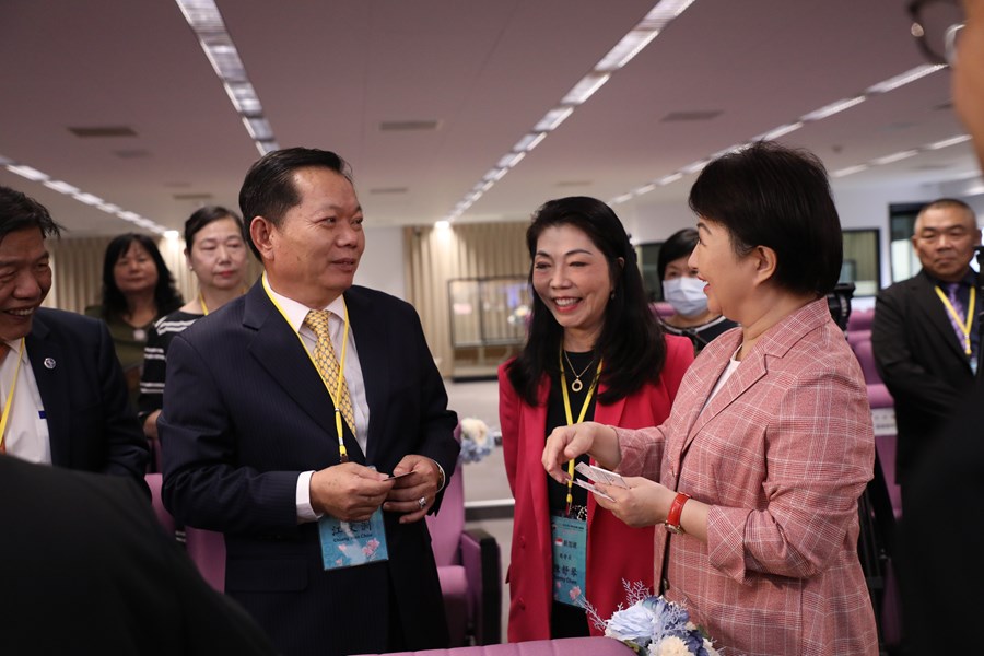 台中市政府與亞州台灣商會聯合總會簽訂合作備忘錄記者會