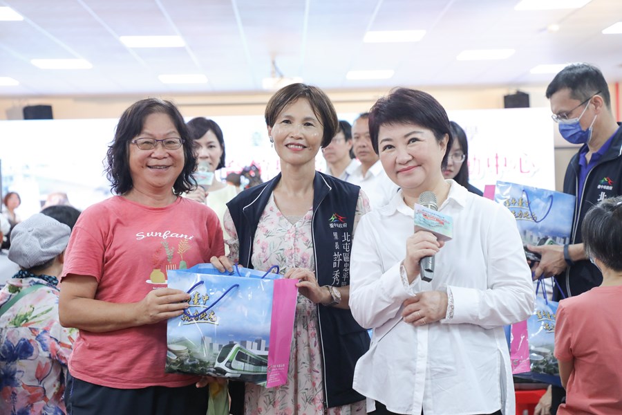 北屯區陳平國小體育館暨多功能市民活動中心落成典禮