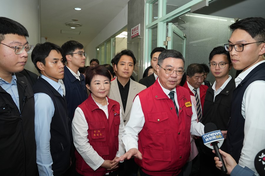 市長與卓院長視導非洲豬瘟前進應變所(2)