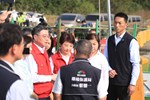 盧市長陪同卓院長視察南屯區文山垃圾掩埋場--TSAI (7)
