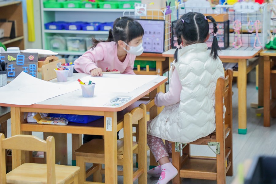 陪你長大~木製課桌椅環保再利用學生領用活動