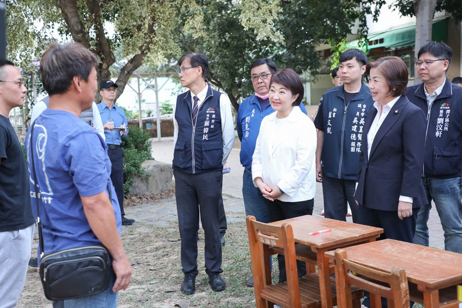 陪你長大~木製課桌椅環保再利用學生領用活動