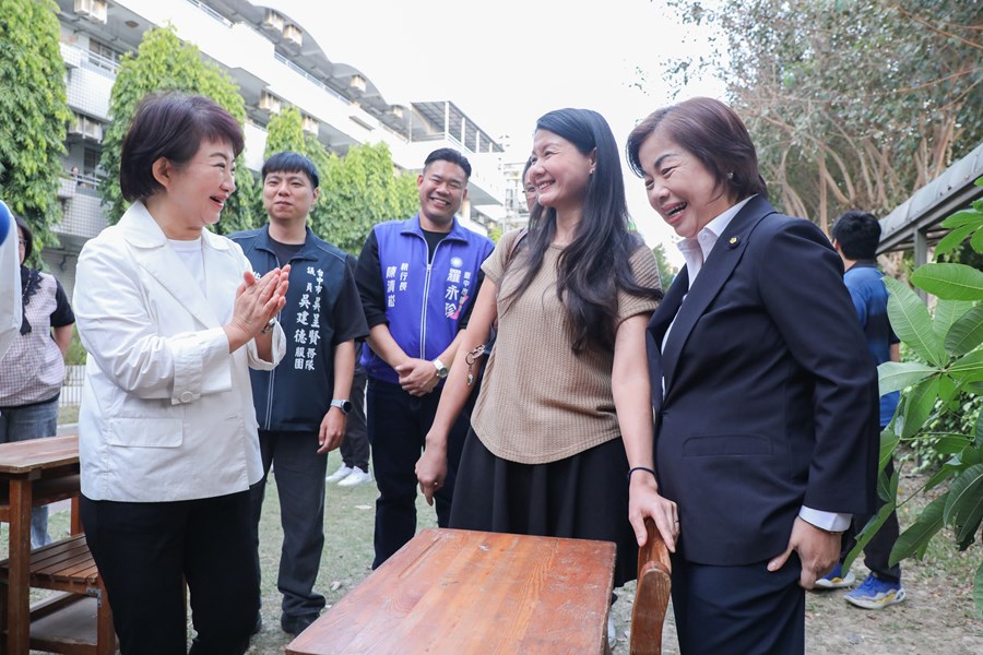 陪你長大~木製課桌椅環保再利用學生領用活動