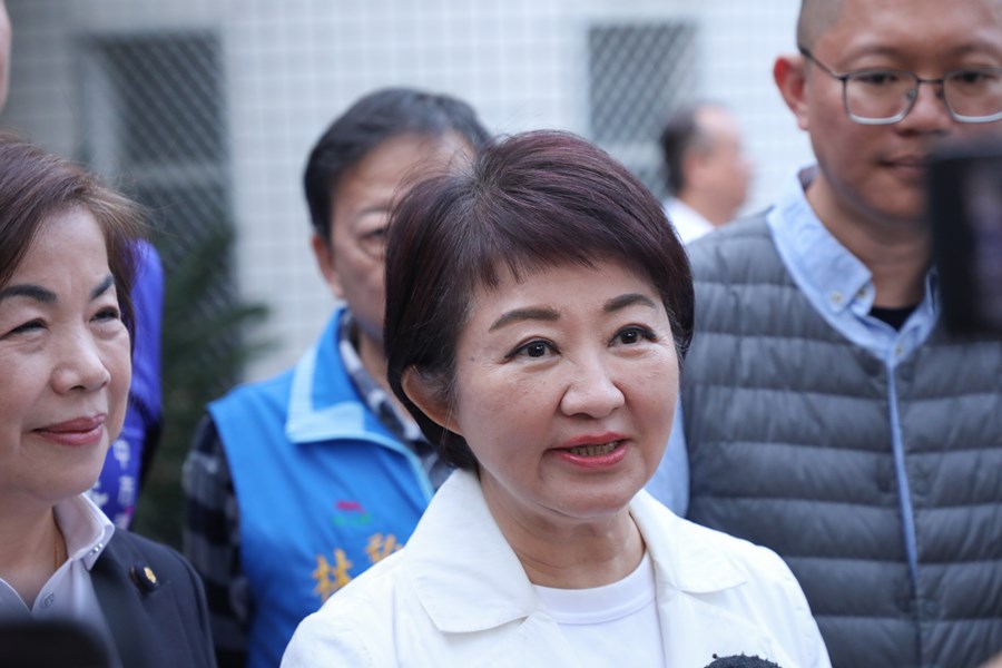 陪你長大~木製課桌椅環保再利用學生領用活動