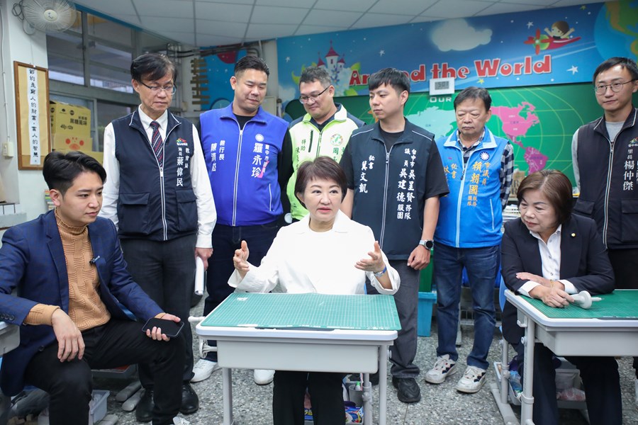 陪你長大~木製課桌椅環保再利用學生領用活動