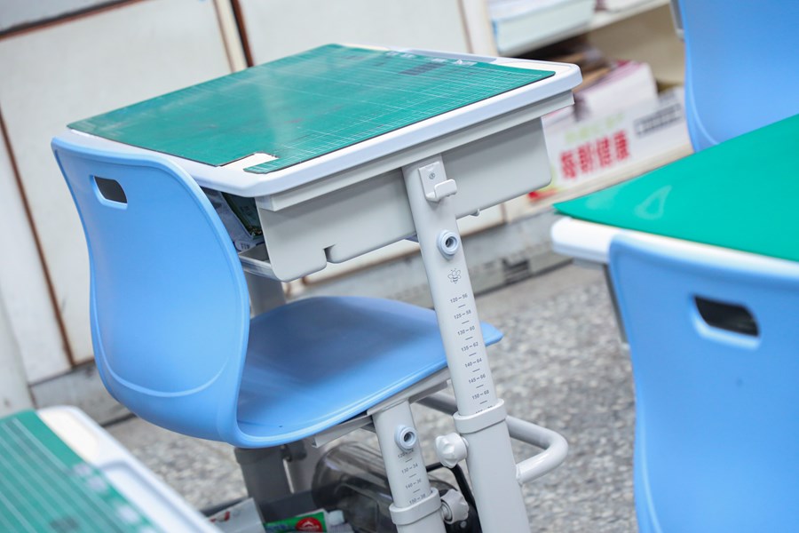 陪你長大~木製課桌椅環保再利用學生領用活動