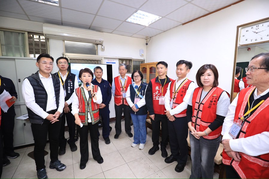 慰問竹林派出所 (2)