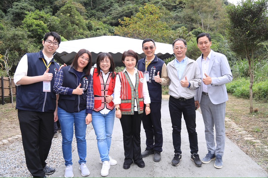 視察雪山坑環線步道整建工程 (11)