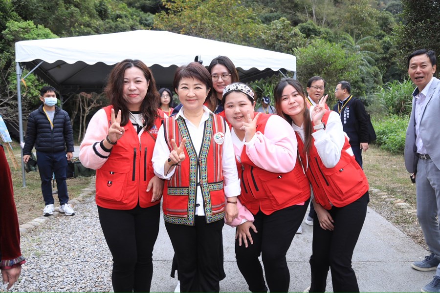 視察雪山坑環線步道整建工程 (15)