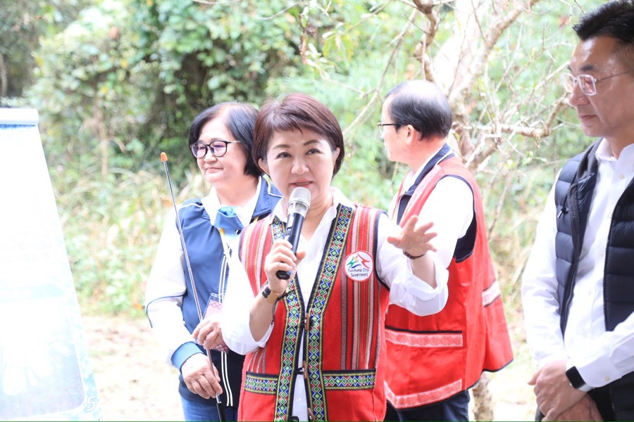 視察雪山坑環線步道整建工程 (26)