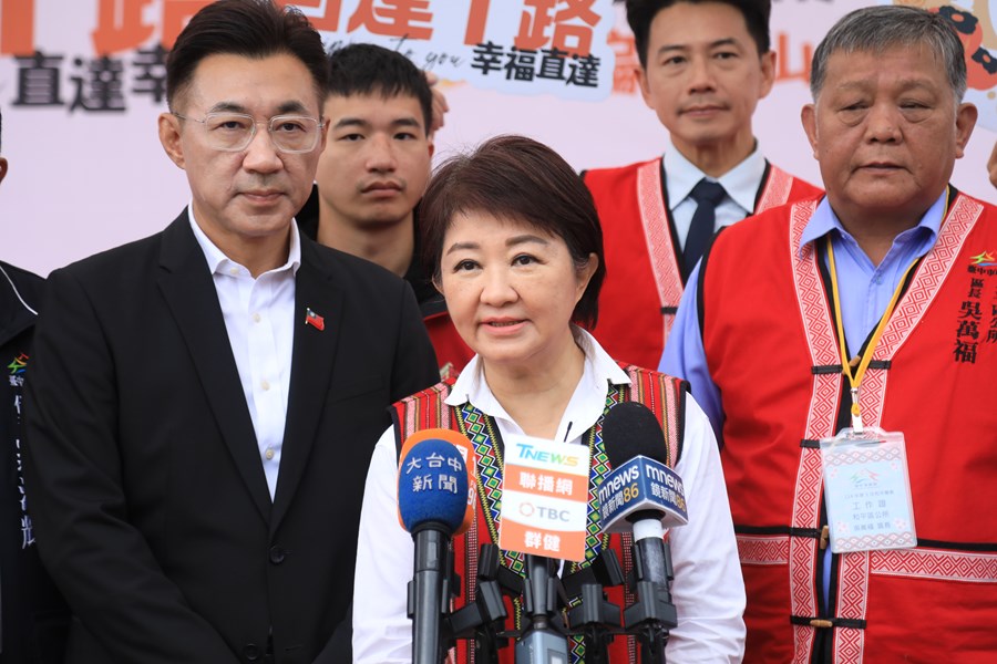 盧市長視察自達幸福巴士--TSAI (39)