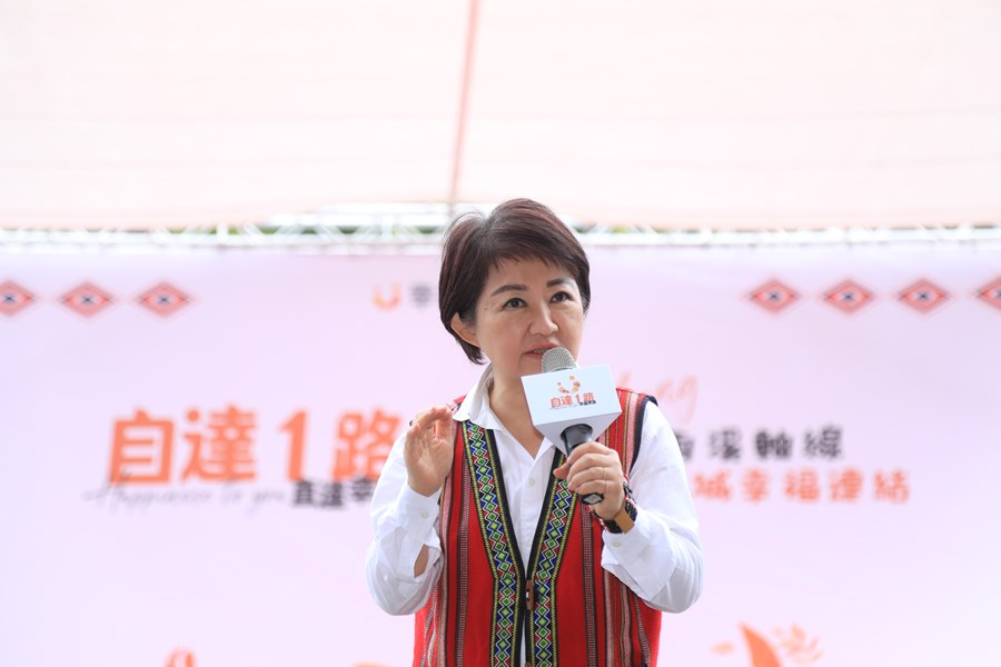 盧市長視察自達幸福巴士--TSAI (27)