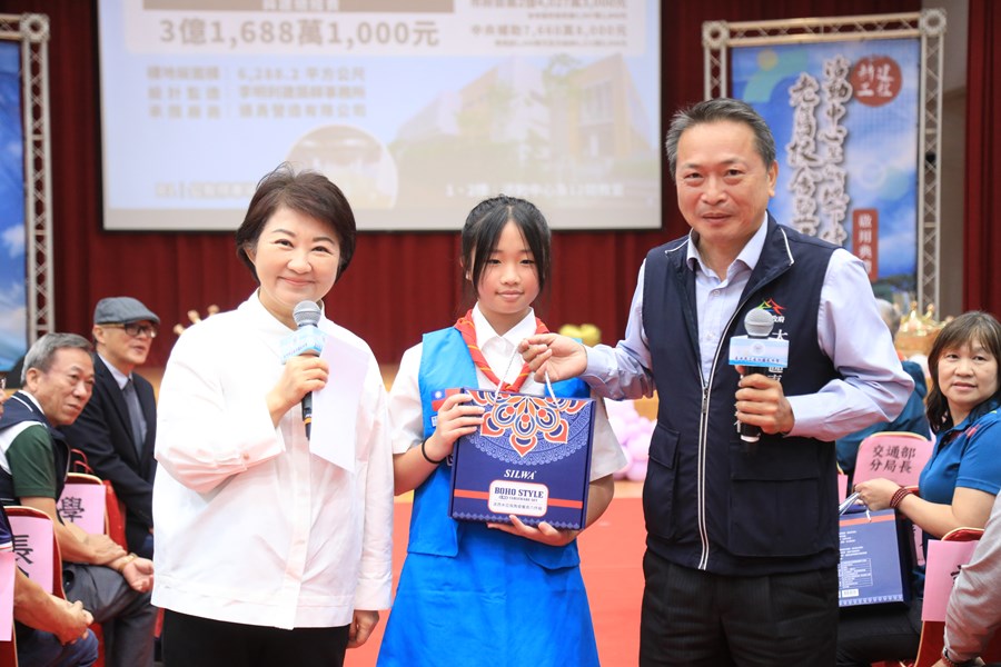 大里區成功國中活動中心暨地下停車場落成典禮--TSAI (20)