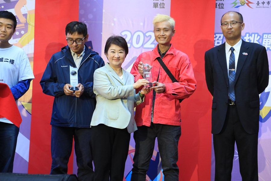 2025台中星燃計畫：終結超重挑戰 成果表揚記者會---TSAI (33)