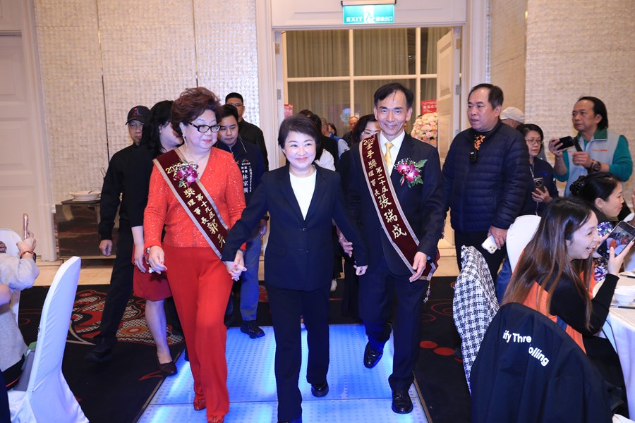 台中市金手獎得獎廠商協進會第十九、二十屆理事長交接典禮--TSAI (9)