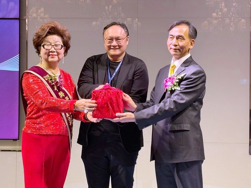 台中市金手獎得獎廠商協進會第十九、二十屆理事長交接典禮--TSAI (2)