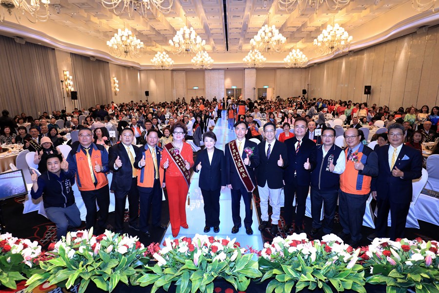 台中市金手獎得獎廠商協進會第十九、二十屆理事長交接典禮--TSAI (4)