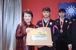 表揚本市選手參加2025亞洲U16女子排球錦標賽獲得銀牌--東山高中謝晨晞