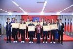表揚本市選手參加2025亞洲U16女子排球錦標賽獲得銀牌--與市長大合照