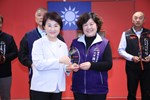 表揚113年度臺中市績優區公所調解委員會--卓越服務--神岡區公所--陳秀美主席