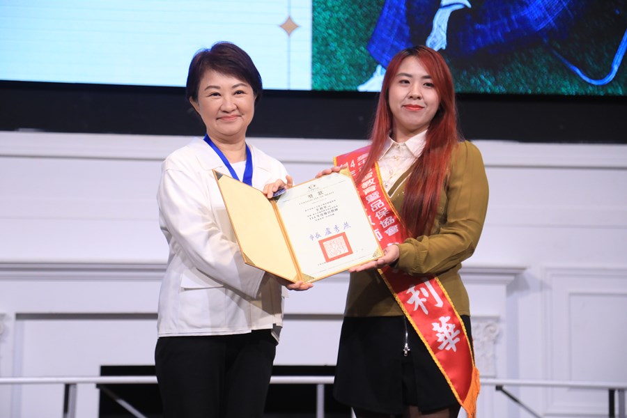 台中市補習教育暨品保協會第6屆第2次會員大會暨114年度優良教師頒獎典禮---TSAI (14)