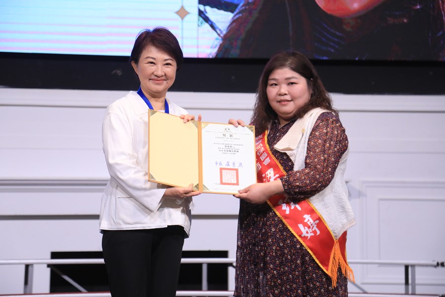 台中市補習教育暨品保協會第6屆第2次會員大會暨114年度優良教師頒獎典禮---TSAI (36)