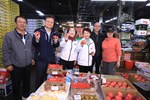 盧市長春節前視察果菜批發市場--TSAI (13)