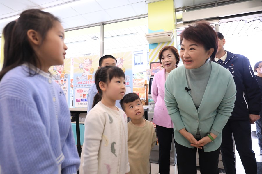 盧市長視察「台中有鈣讚」兌領模擬演練--TSAI (13)