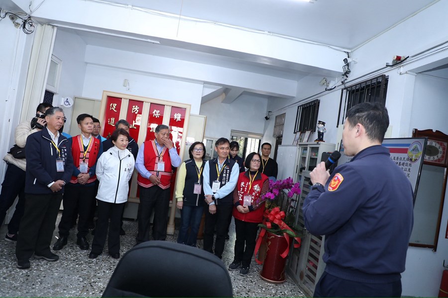 和平專案--盧市長慰問天輪派出所 (6)