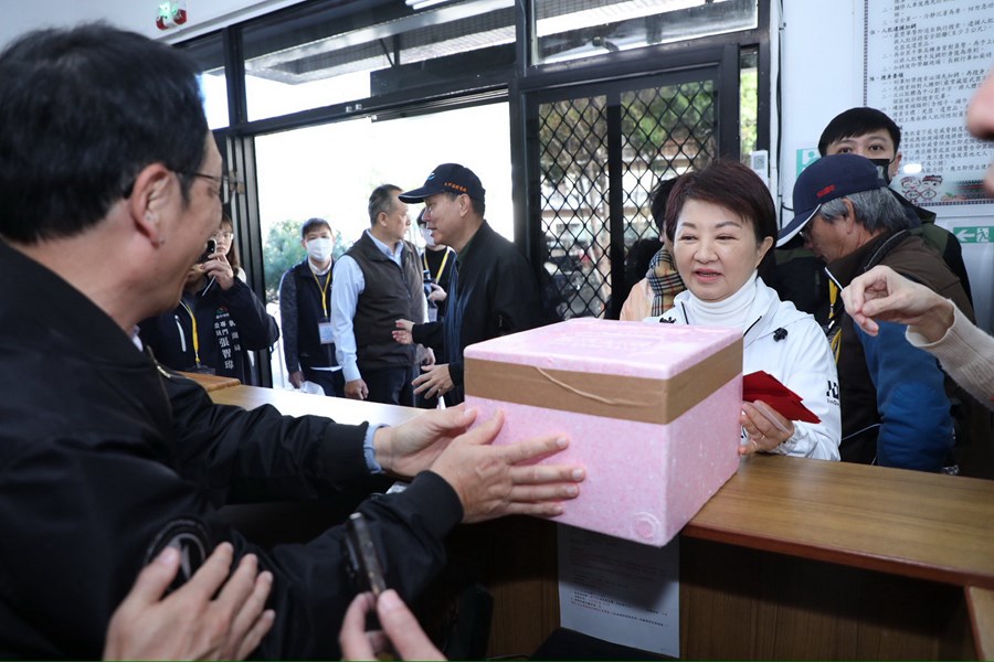 和平專案--盧市長慰問天輪派出所 (17)