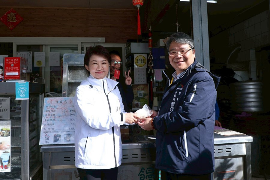 和平專案--盧市長到白冷肉包店9)