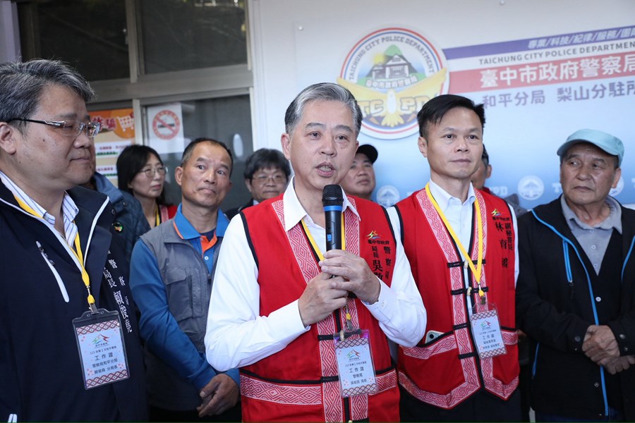 和平專案--盧市長慰問梨山分駐所 (8)