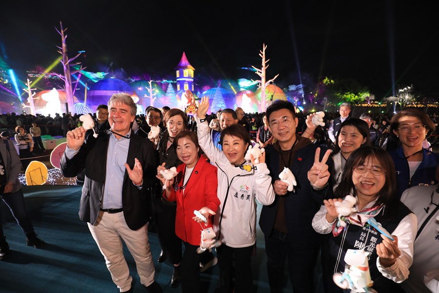 「2026中台灣元宵燈會」開幕晚會--TSAI (13)