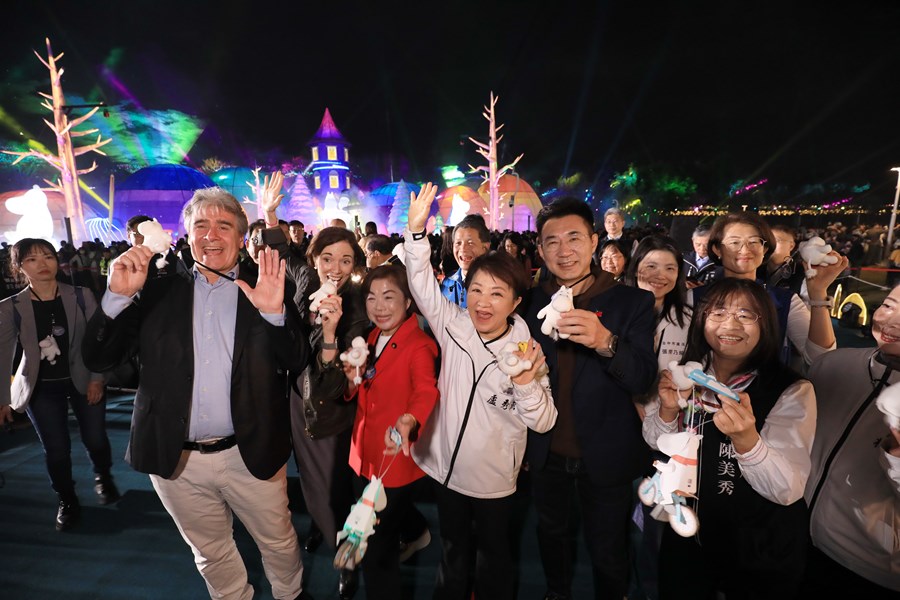 「2026中台灣元宵燈會」開幕晚會--TSAI (39)