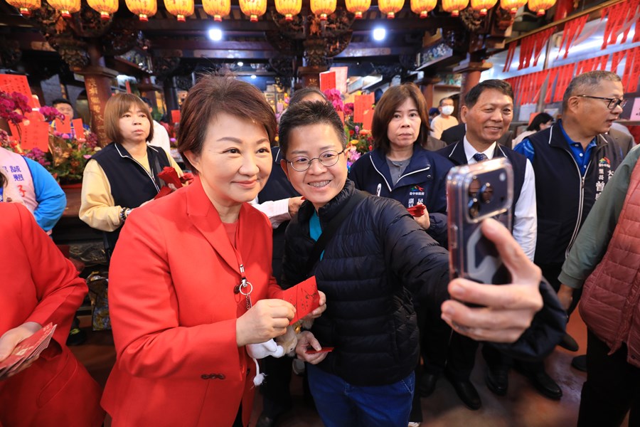 盧市長2026年春節發送紅包--大里區七將軍廟---TSAI (19)