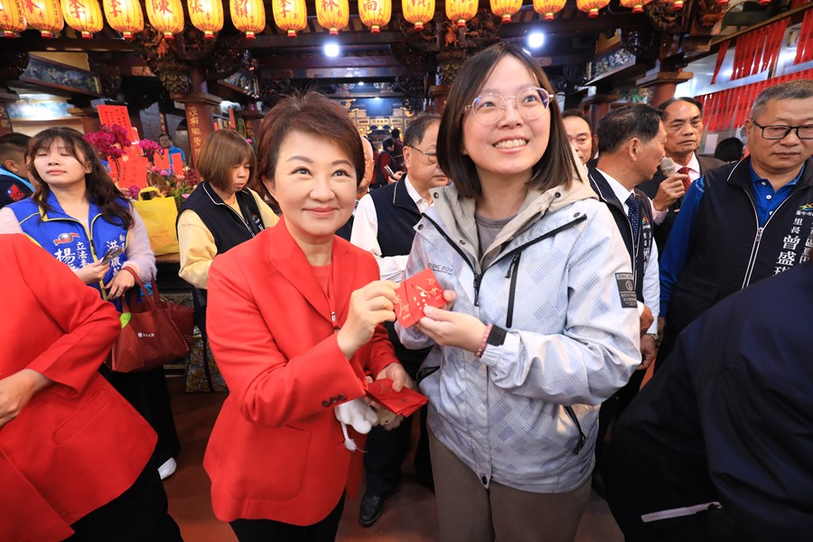 盧市長2026年春節發送紅包--大里區七將軍廟---TSAI (16)