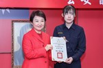 市長表揚成功攔阻民眾遭詐騙的優秀警員
