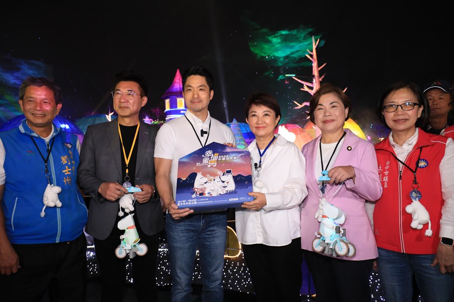 盧市長陪同蔣萬安市長參訪中台灣燈會--TSAI (10)