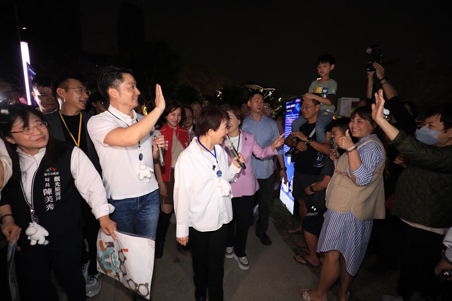 盧市長陪同蔣萬安市長參訪中台灣燈會--TSAI (32)