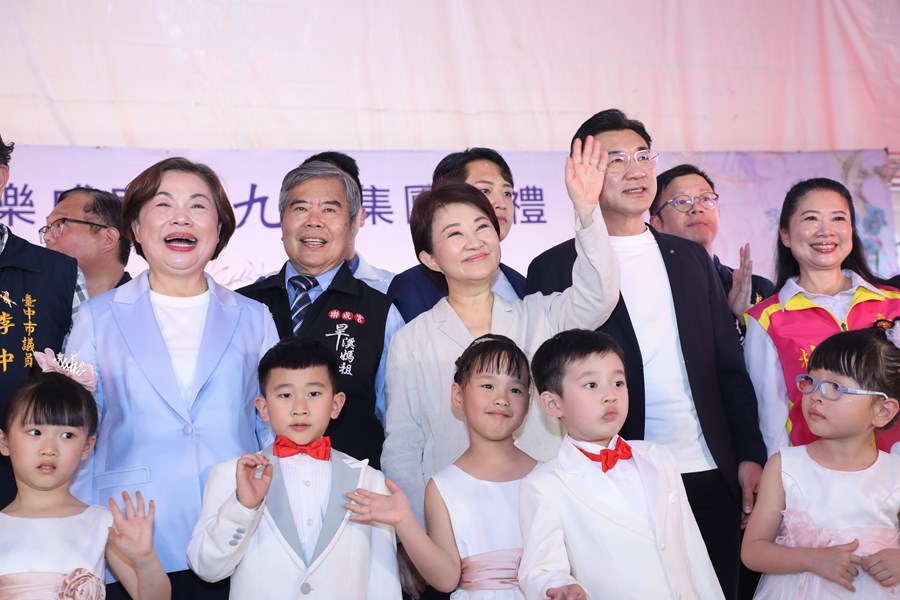 東區樂成宮贈匾儀式