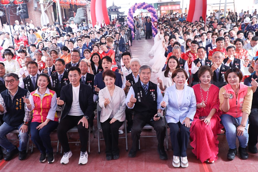 東區樂成宮贈匾儀式