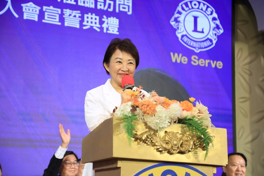 國際獅子會MD300(台灣)千人新獅友會宣誓暨公益服務啟動典禮--TSAI (4)