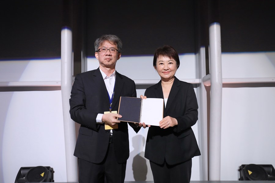 台灣上市櫃公司協會「台灣青年峰會簽約儀式」--TSAI (7)