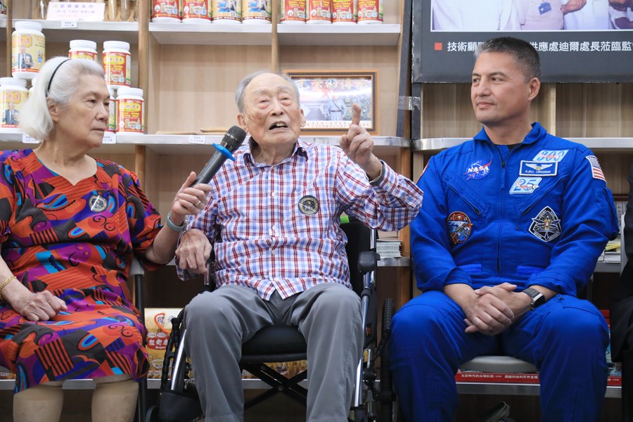 AIT邀請太空人林琪兒醫師蒞臨本市參訪劉麵包廠--TSAI (12)