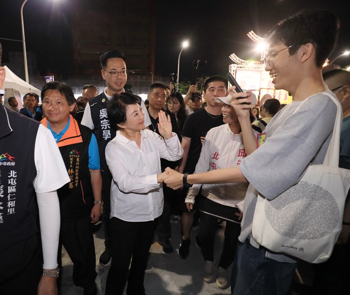 北屯區南興宮台中媽祖國際觀光文化節宮廟風華演出暨贈匾儀式--TSAI (18)