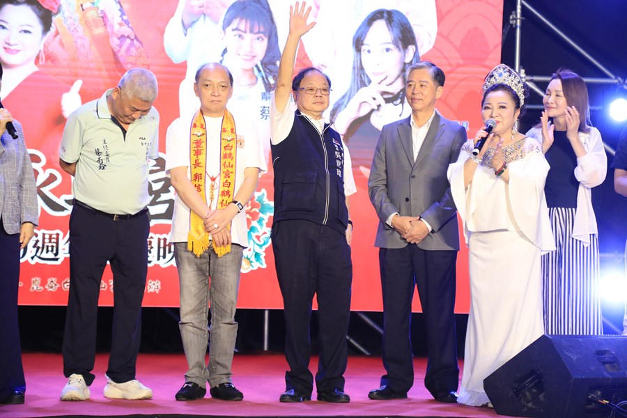 大雅永興宮開基建宮一百八十週年之誌暨天上聖母聖誕千秋平安福宴及贈匾儀式--TSAI (13)