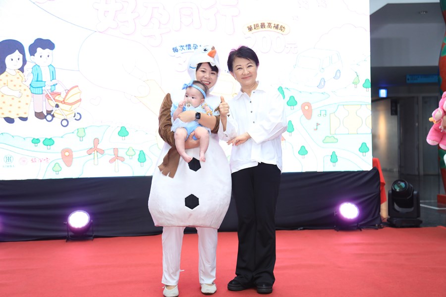 台中市孕婦乘車補助「在台中，好孕同行」記者會--TSAI (6)