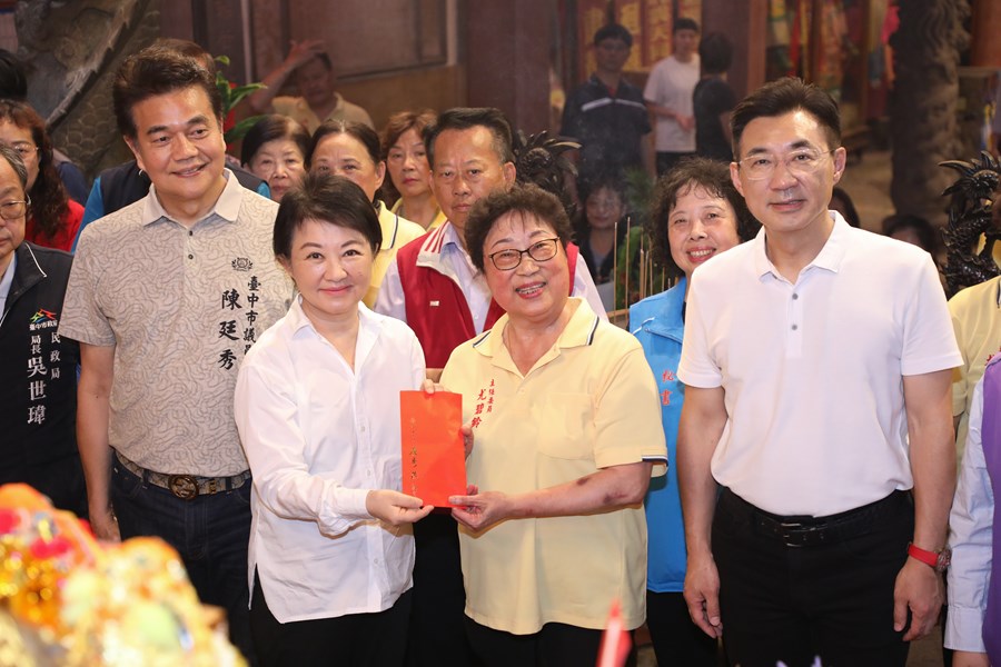 梧棲朝元宮台中媽祖國際觀光文化節宮廟風華匯演暨贈匾儀式