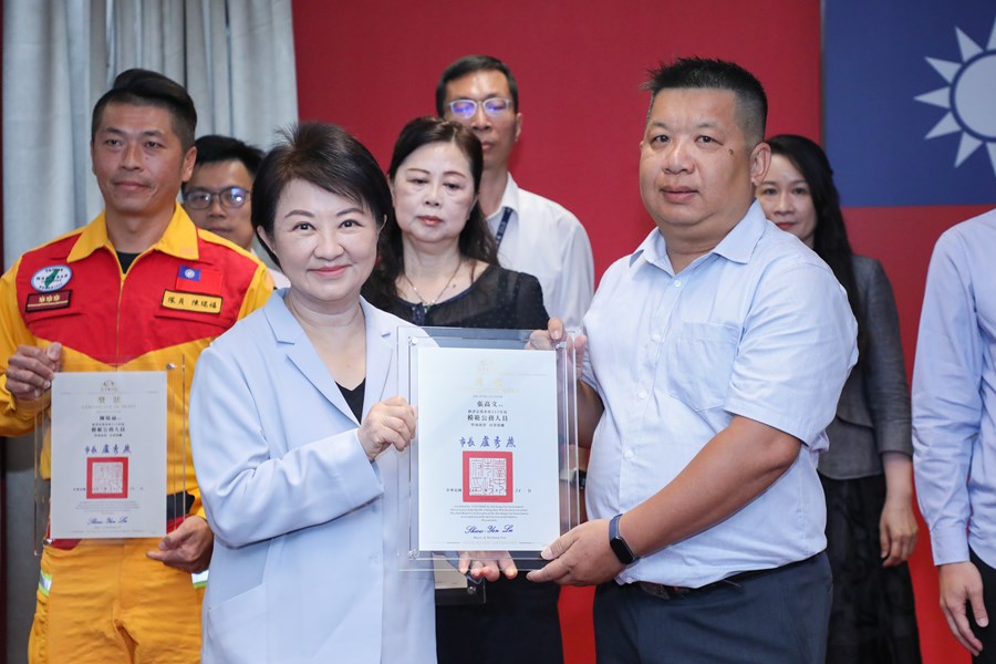 市長表揚台中市政府115年度模範公務人員