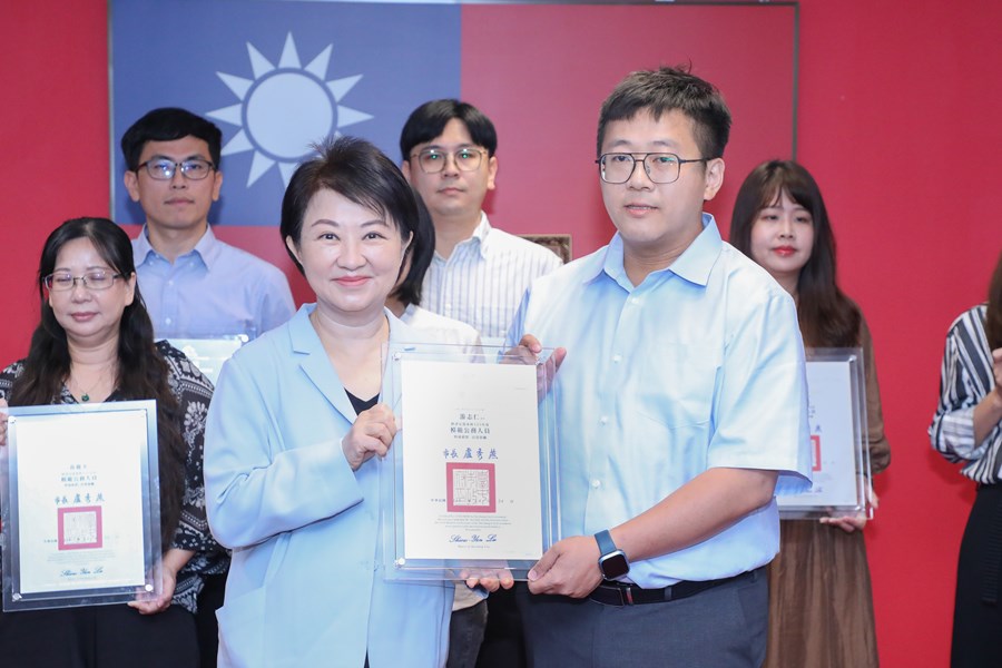市長表揚台中市政府115年度模範公務人員